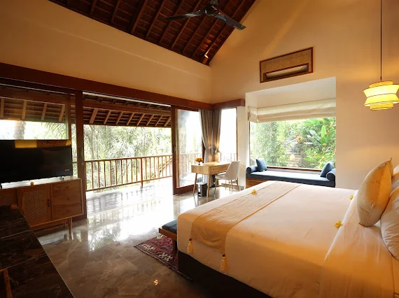 Suite with Garden View