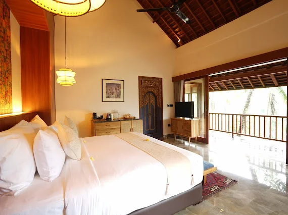 Suite with Garden View
